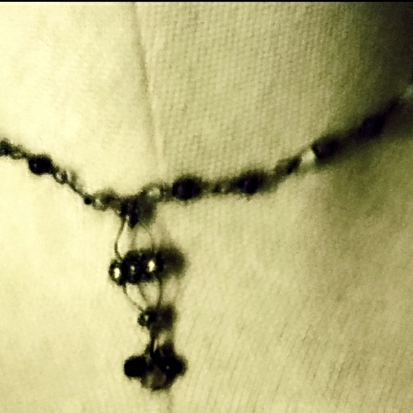 Choker - Picture 2 of 3